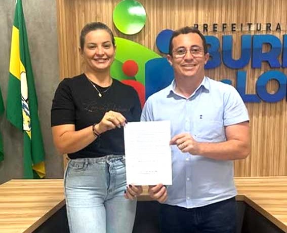 Tribunal aponta acúmulo ilegal de salários por ex-prefeito de Buriti dos Lopes