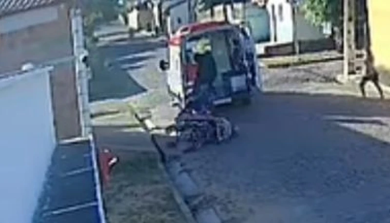 Paciente cai de maca durante atendimento do Samu em cidade do Piauí