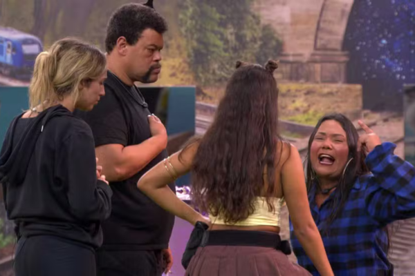 Madrugada pós-Sincerão tem barracos, choro, críticas ao jogo e pedido de desculpas