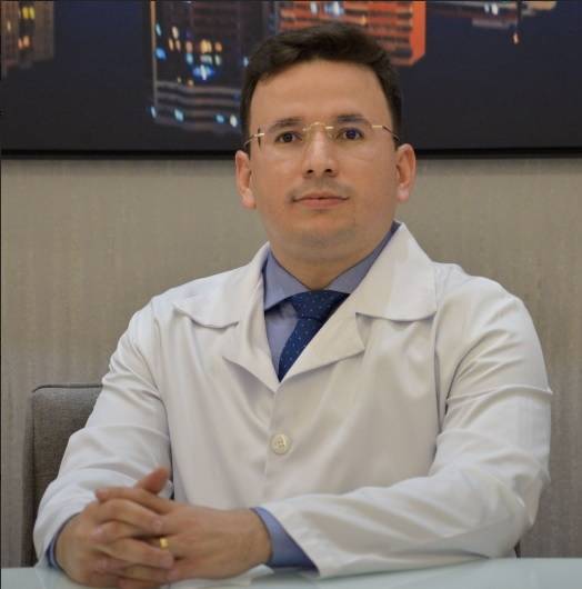 Dr. Pessoa nomeia o médico Ítalo Costa para a presidência da FMS
