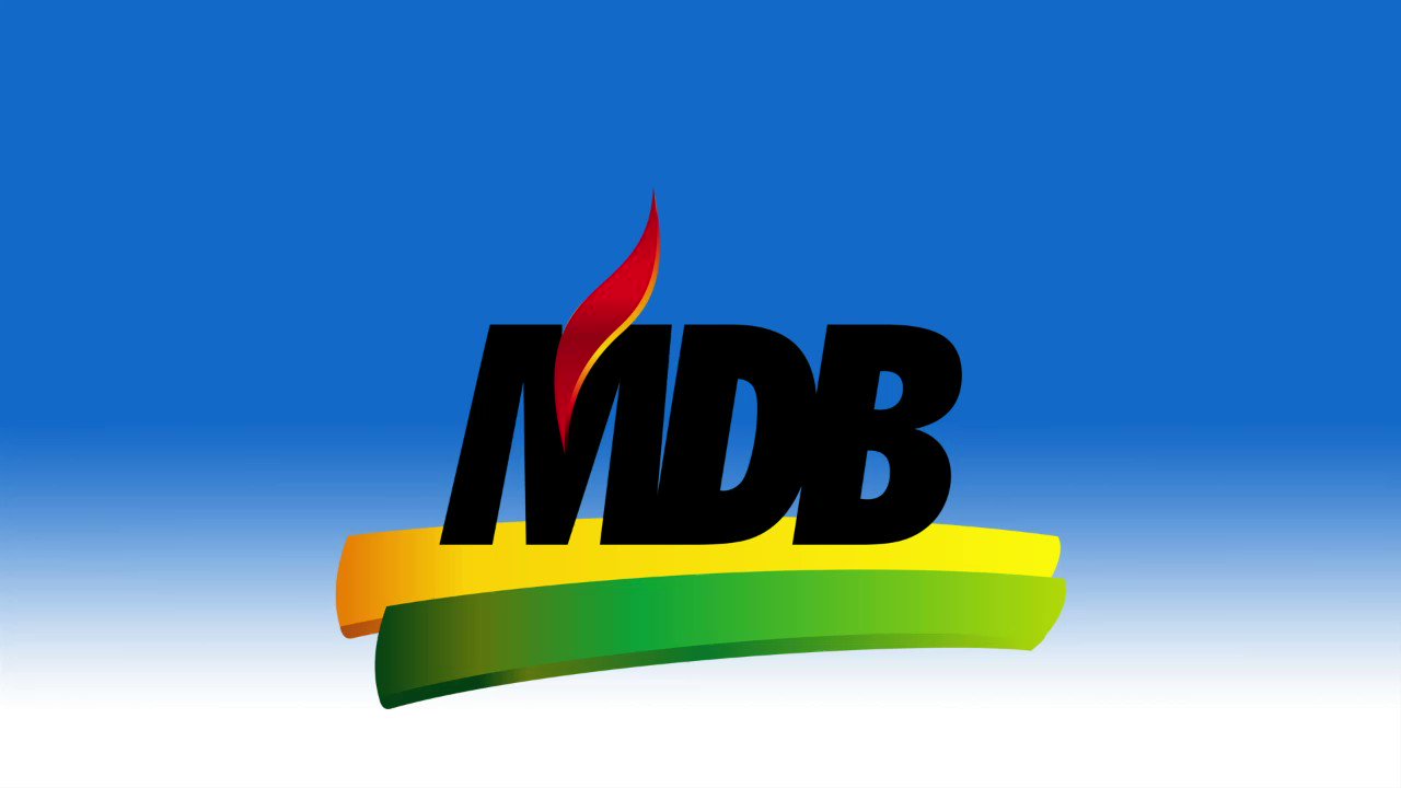 O CAMALEÃO DA POLÍTICA