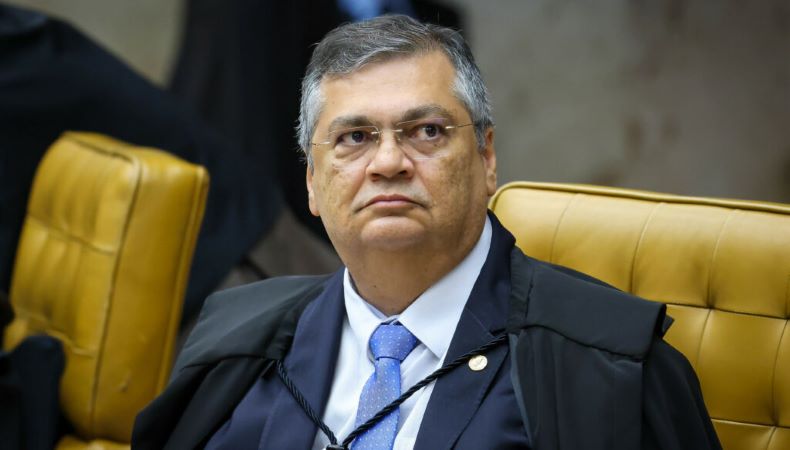 Flávio Dino suspende repasses de emendas para Universidade Estadual do Piauí