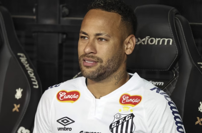 Ausência de Neymar em jogo contra Corinthians repercute na internet