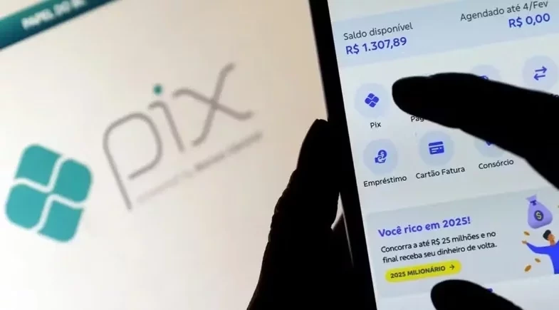 Banco Central suspende três instituições do Pix após ataque cibernético