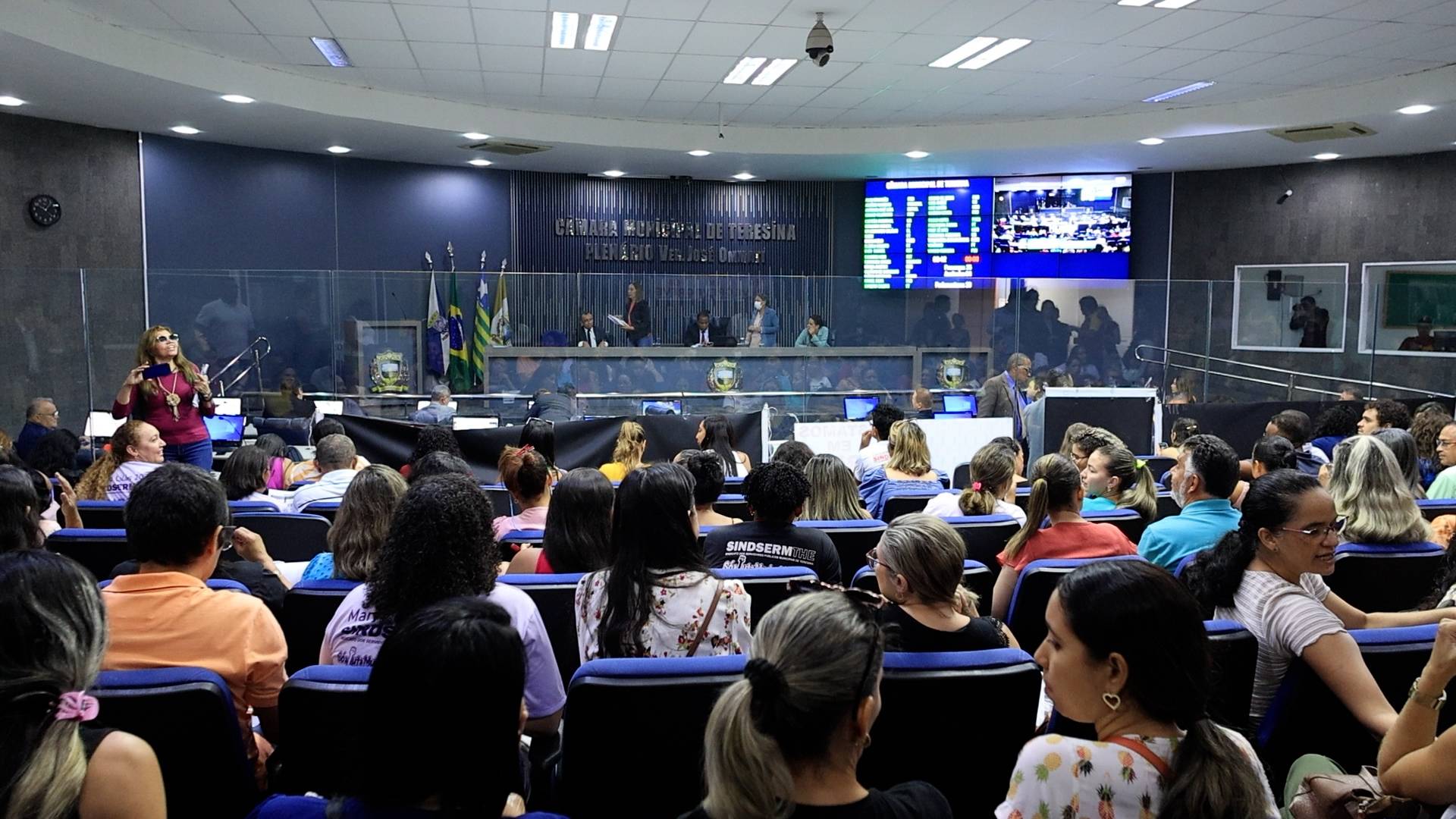 Câmara aprova reajuste 20.8 para professores de Teresina