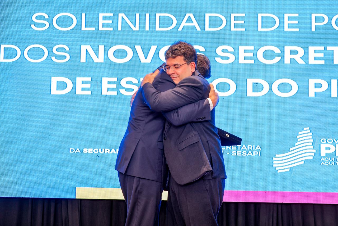 Governo empossa novos secretários de Saúde e Segurança Pública
