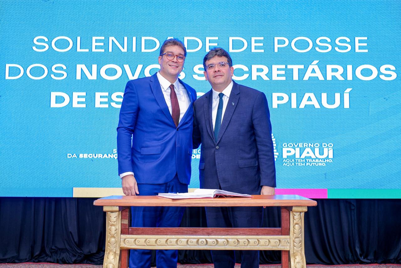 Governo empossa novos secretários de Saúde e Segurança Pública