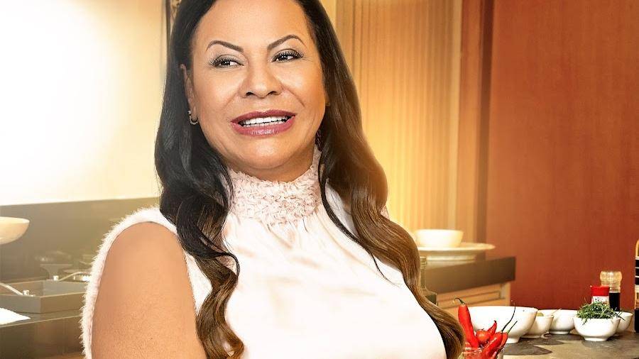 Mãe de Marília Mendonça sofre acidente de carro em São Paulo