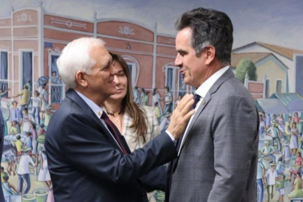 Secretário do PT acusa Themistocles e Ciro de golpe após encontro em Brasília