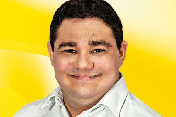 Prefeito de Cocal firma contrato sem licitação com escritório de advocacia