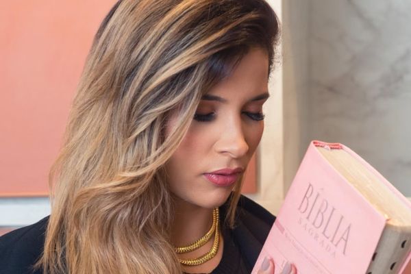 Justiça concede prisão domiciliar a vereadora Tatiana Medeiros
