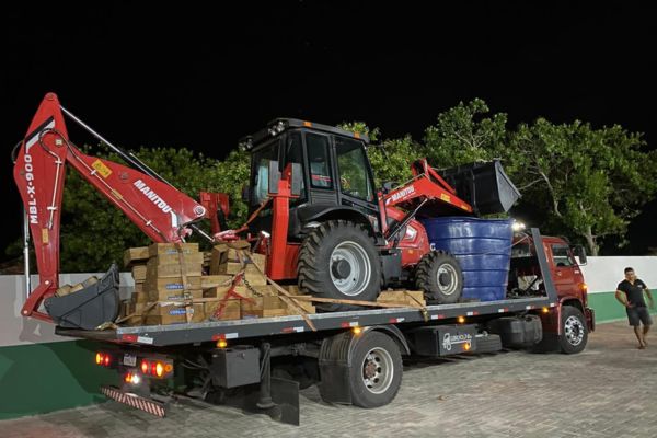 Esperantina recebe novos equipamentos para fortalecer a agricultura, pesca e infraestrutura rural