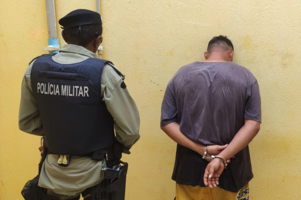Homem é preso por descumprir medidas protetivas e roubar motocicleta de ex