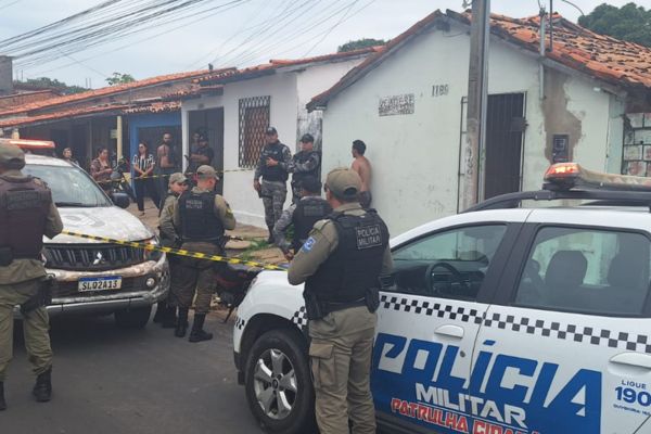 Mulher é encontrada morta dentro da própria casa em Parnaíba