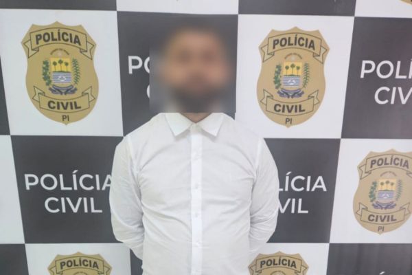 Condenado a 11 anos por roubo é preso durante o próprio casamento em Teresina