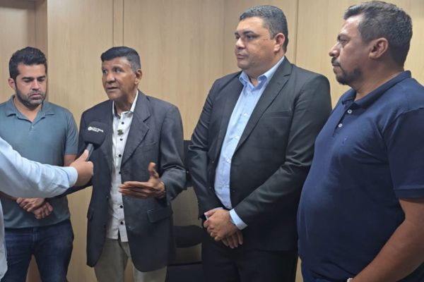 Vereador Pedro Alcântara cobra recuperação urgente da Ponte Metálica