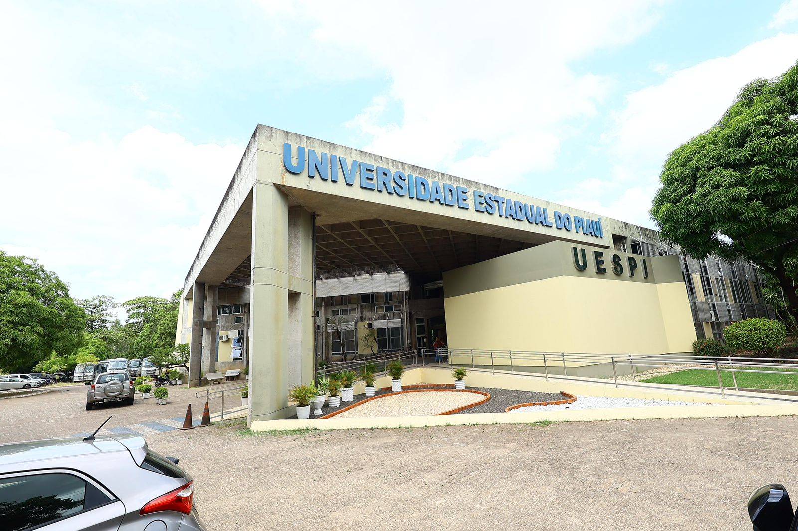 UESPI abre quase 3 mil vagas para transferência externa em cursos de graduação