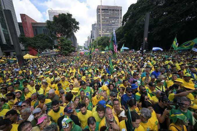 OS SABOTADORES DA NAÇÃO