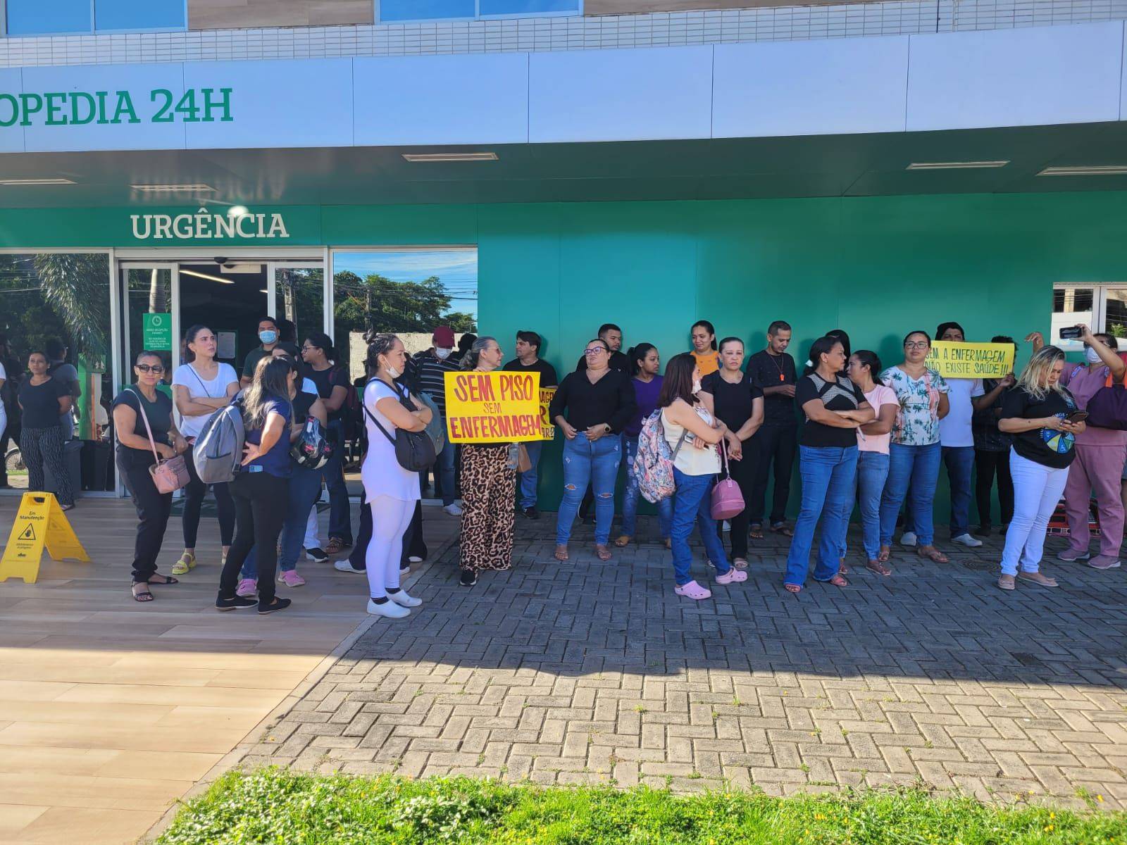 Enfermeiros de hospitais particulares fazem paralisação por 72h