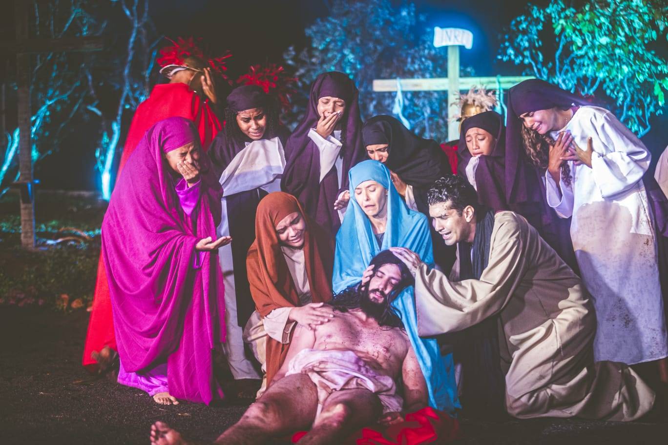 Espetáculo da Paixão de Cristo em Miguel Leão reúne multidão