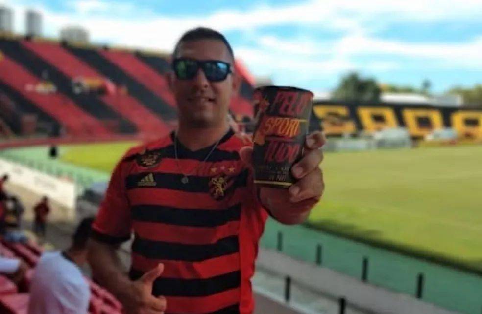 Torcedor do Sport morre após engasgar com espetinho antes de partida
