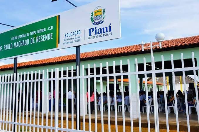 Nova lei visa adequar sirenes em escolas do Piauí para evitar incômodos a autistas