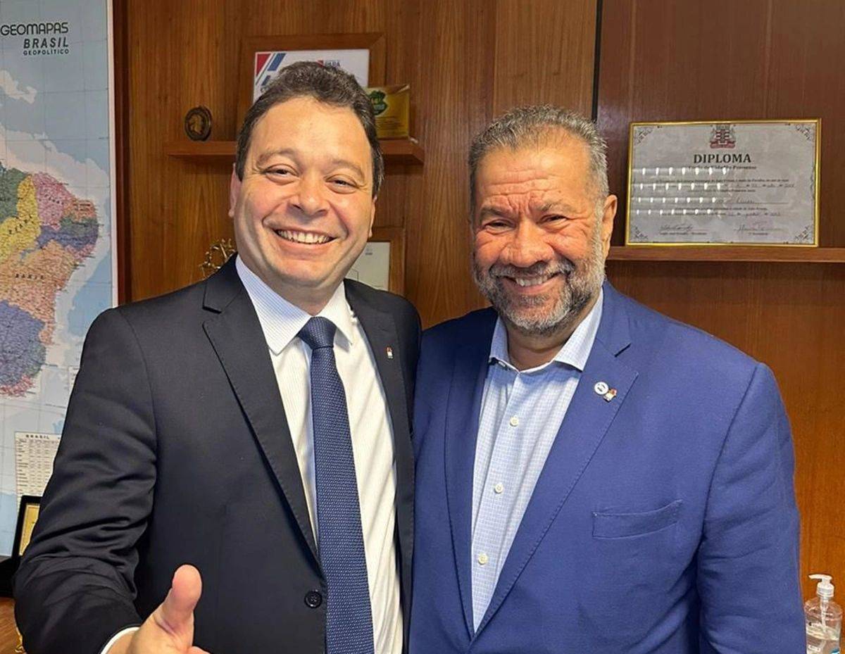 Ministro Carlos Lupi chega em Teresina nesta quinta (16), diz Evandro Hidd