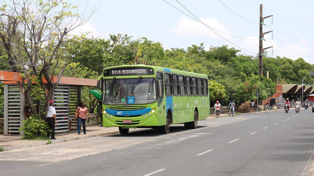 Convenção coletiva garante aumento salarial e evita greve de ônibus em Teresina