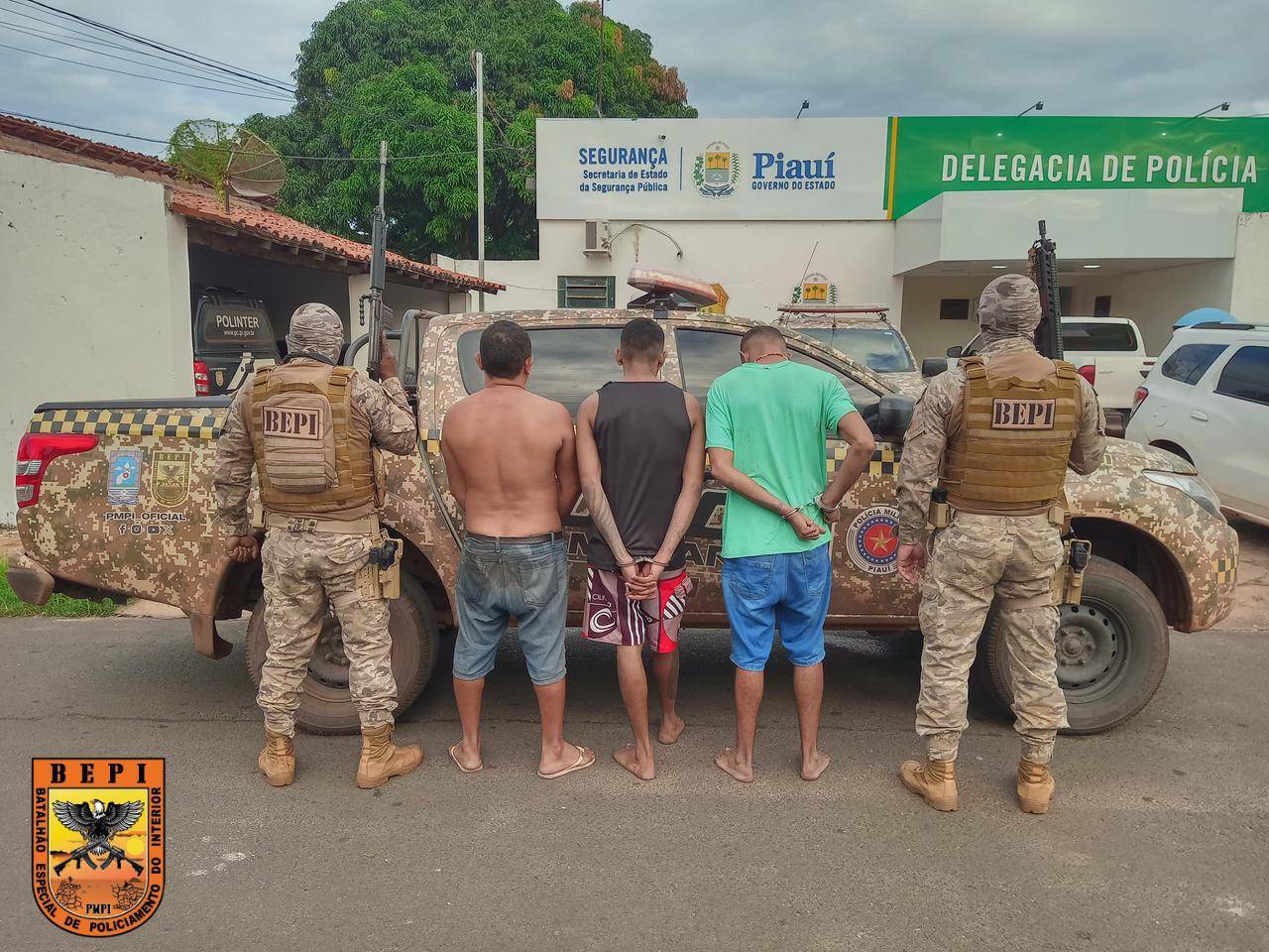Polícia do Piauí prende três suspeitos de organização criminosa com armas e drogas em Luzilândia