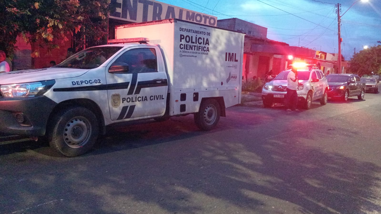 Adolescente é encontrada morta com celular na tomada, DHPP investiga