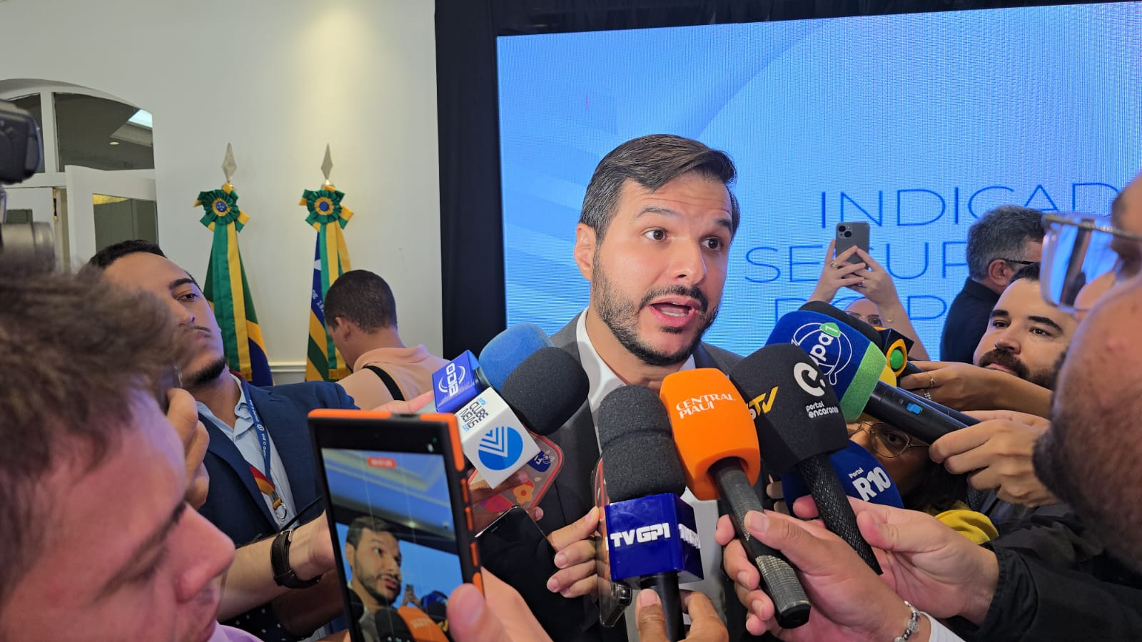 Indicado para vice, Washington Bandeira diz que seguirá decisões do PT