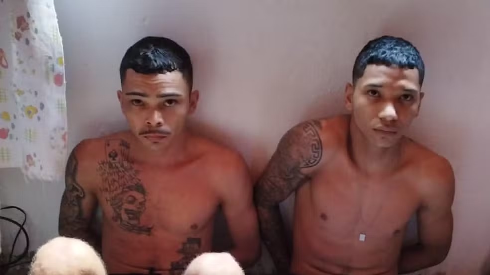 Irmãos são presos suspeitos de matar homem encontrado morto em matagal