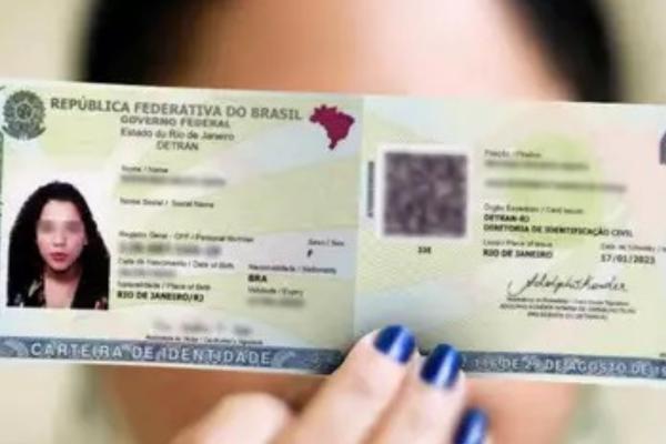 Servidores aposentados devem atualizar identidade até 30 de abril
