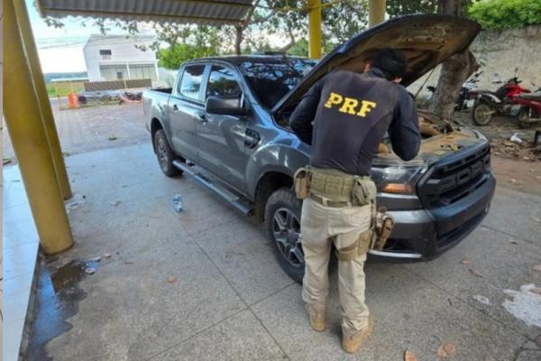 Caminhonete roubada em SP é localizada pela PRF no Sul do Piauí