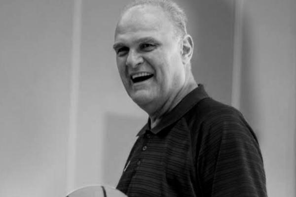 Morre Oscar Schmidt, ícone do basquete mundial, aos 68 anos
