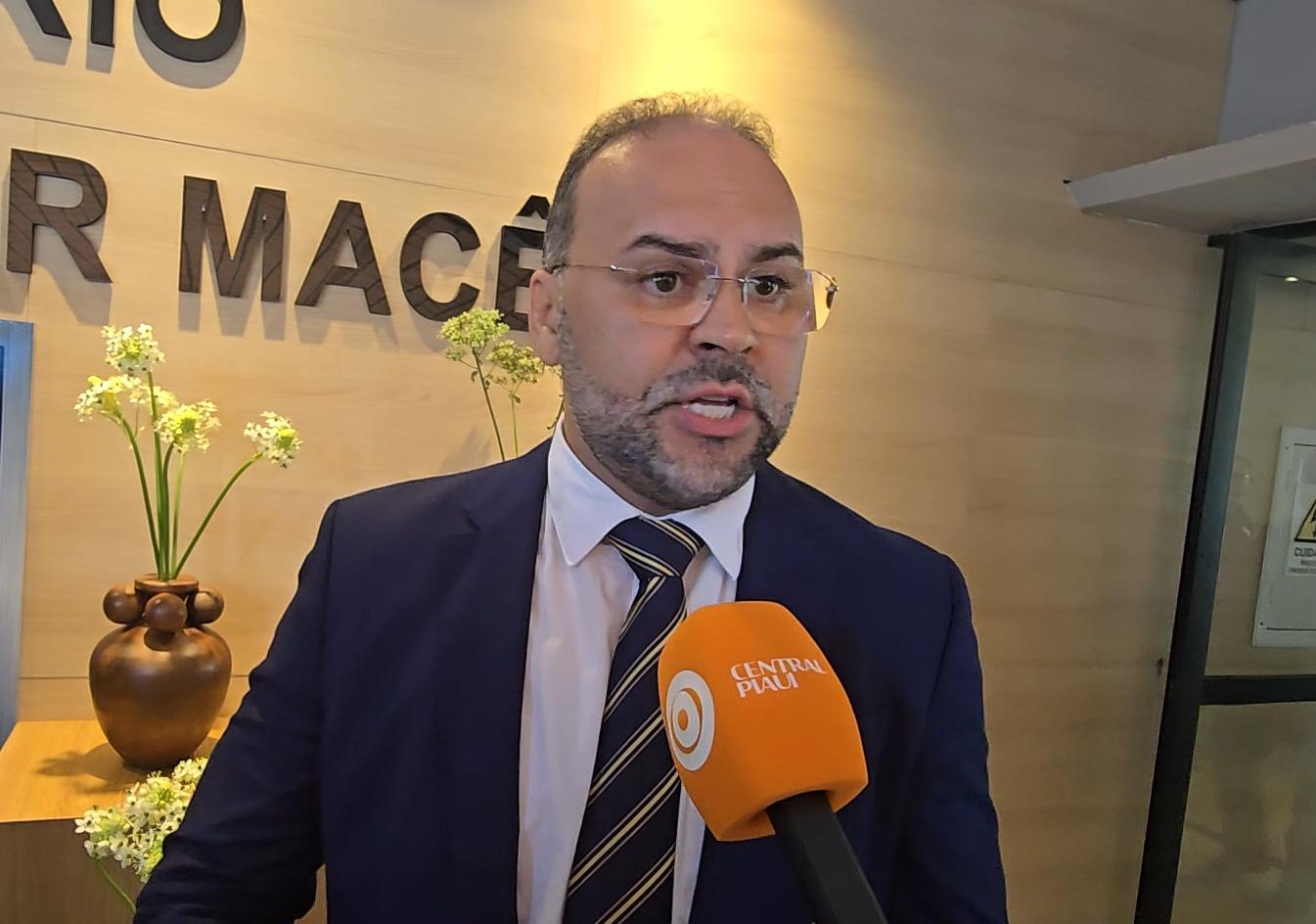 Crise na Prefeitura de Floriano: vice-prefeito vê perseguição em exonerações