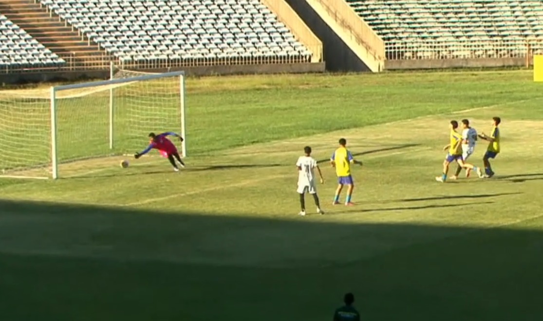 Sub-15 do Piauiense tem goleada do Teresina e vitória do River; rodada segue no Albertão