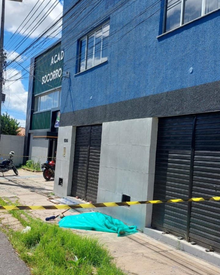 Pintor morre após cair de laje durante trabalho no Centro de Teresina