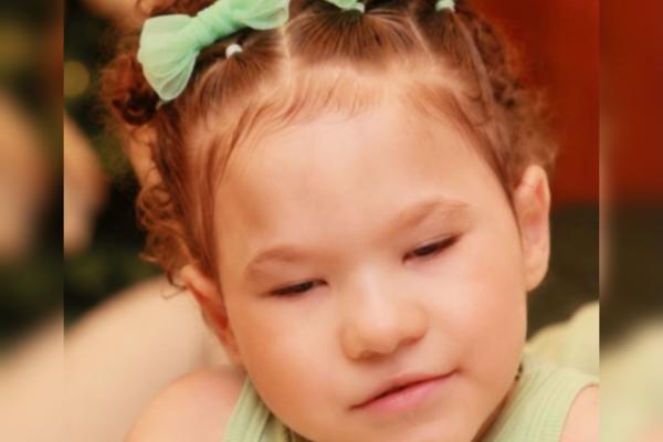Filha de diretor do Natan Portella morre aos 5 anos