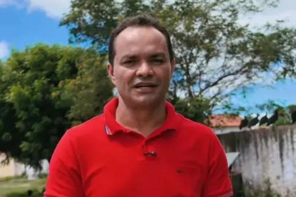 Após vistoria, Prefeito de José de Freitas Pedro Gomes anuncia limpeza e asfaltamento das ruas