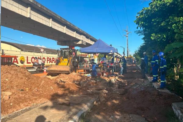 Trinta toneladas de lixo são retiradas de rede de esgoto no Centro de Teresina