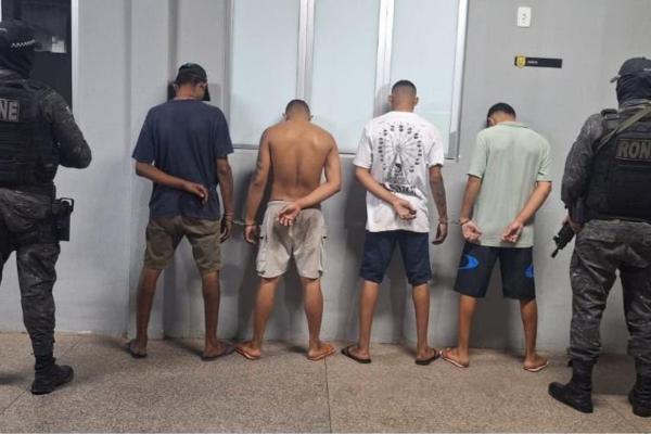 PM prende investigados por assassinatos e tráfico após operação na Vila Cristalina