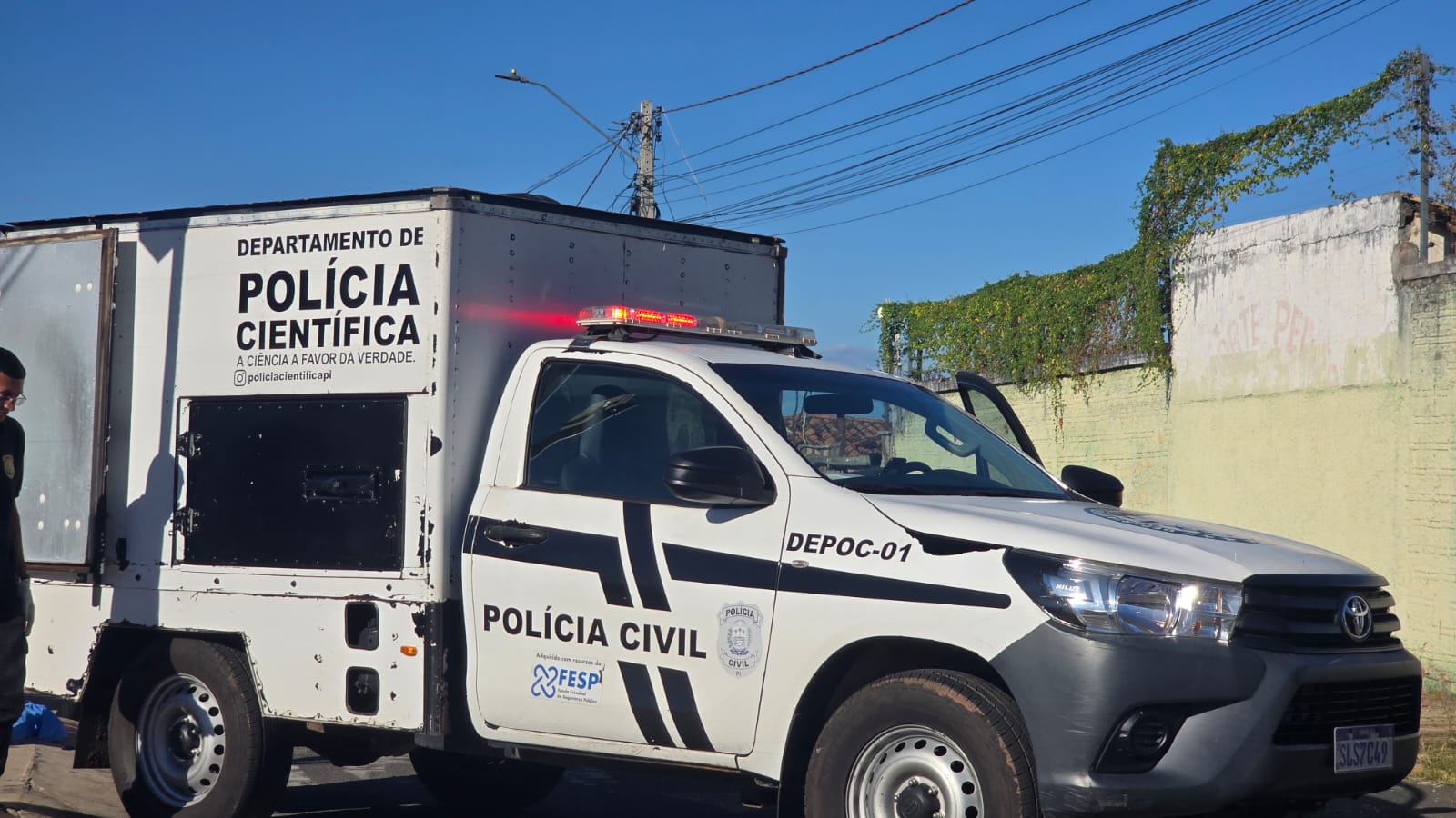 Professora morre após grave colisão entre carreta e dois carros na BR-316 no Piauí