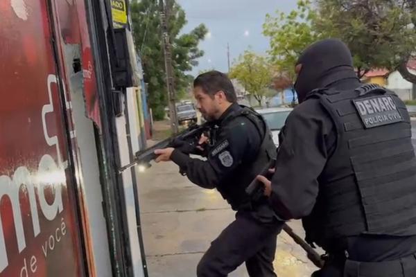 Foragido por tráfico ligado a ex-jogador de Fut7 é preso  pela polícia em Parnaíba