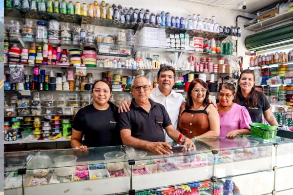 Rafael Fonteles visita empreendimentos no Dirceu e reforça compromisso com o acesso ao crédito